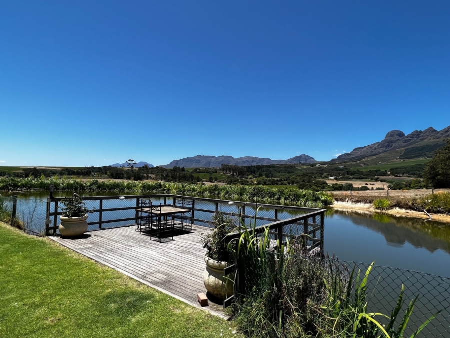 8 Bedroom Property for Sale in Raithby Western Cape